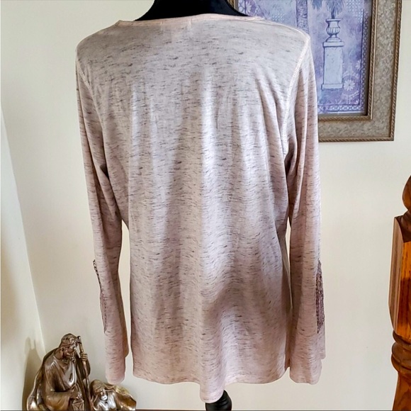 Live and Let Live top - Picture 2 of 10